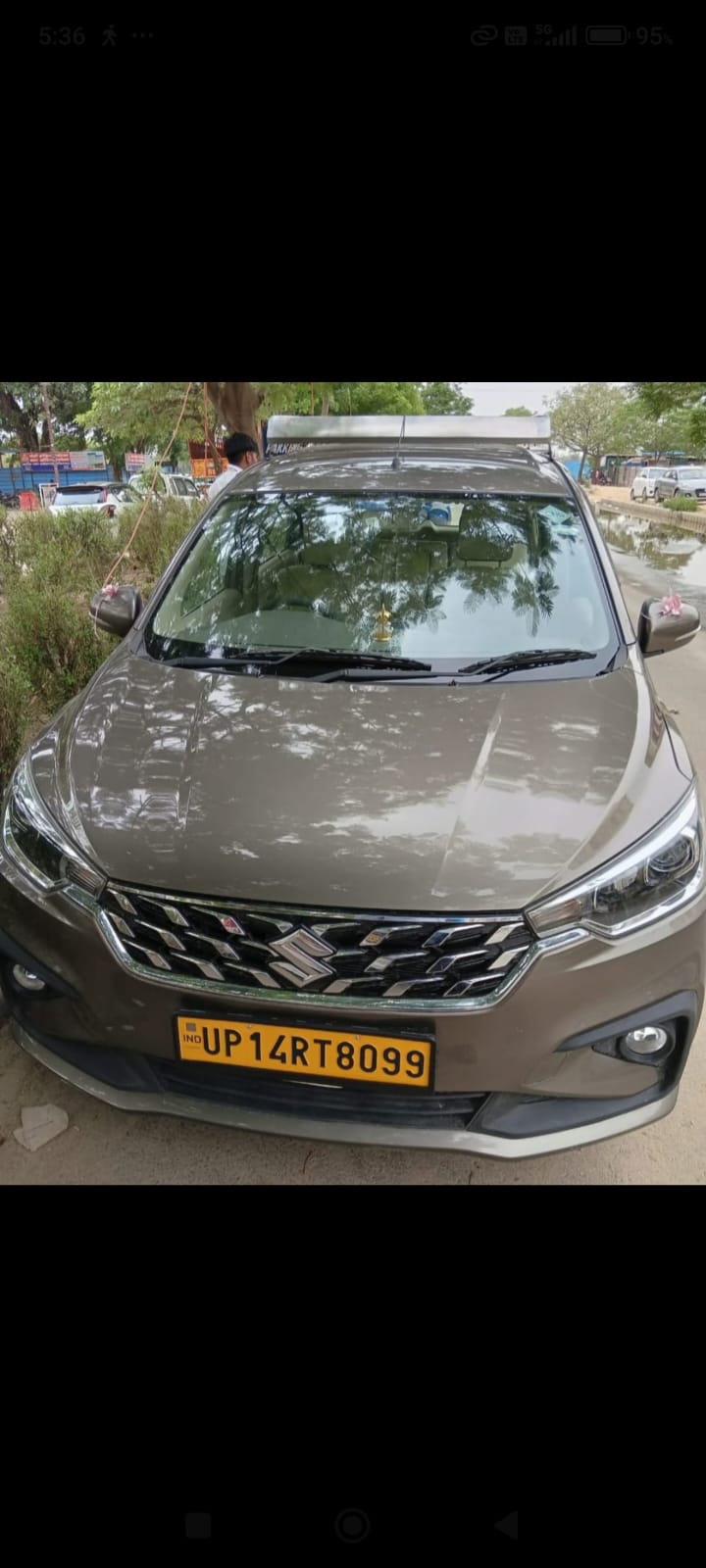 Maruti Ertiga AC (6+1) - CNG Car
