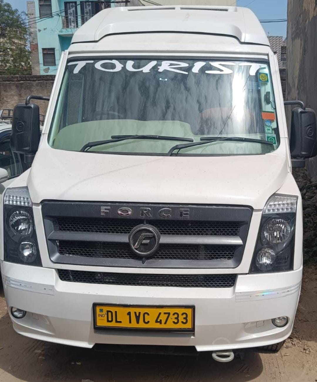26 Seater Tempo Traveller